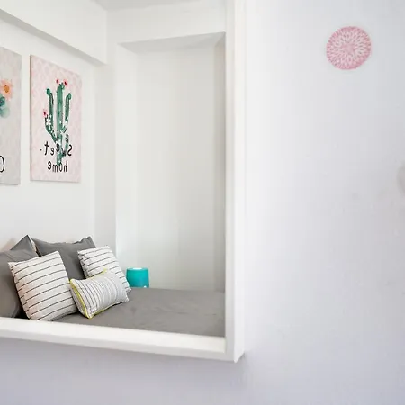 D Carlos - 6 Com Ac E Vista Fabulosa Sobre O Rio Arade ポルティマン