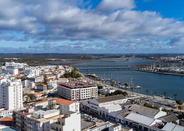 D Carlos - 6 Com Ac E Vista Fabulosa Sobre O Rio Arade Apartment