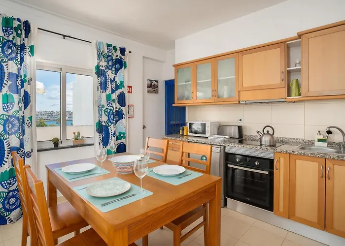 Apartment D Carlos - 6 Com Ac E Vista Fabulosa Sobre O Rio Arade Portimao