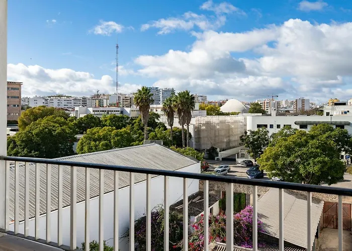 D Carlos - 6 Com Ac E Vista Fabulosa Sobre O Rio Arade Apartment